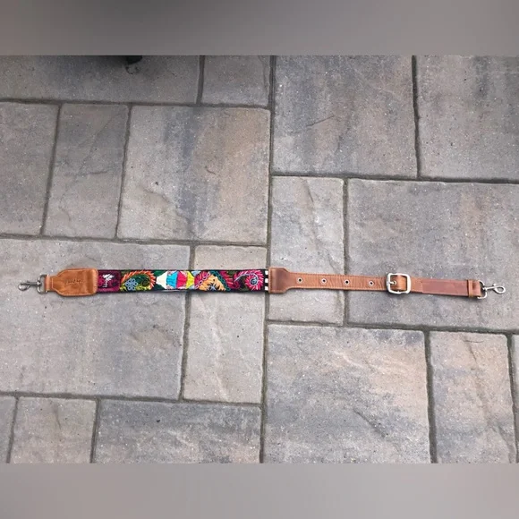 Gorgeous Crossbody Strap - Picture 13 of 14